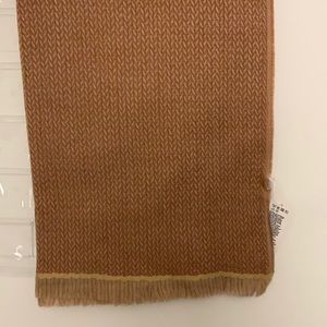 new Uniqlo 100% wool scarf orange